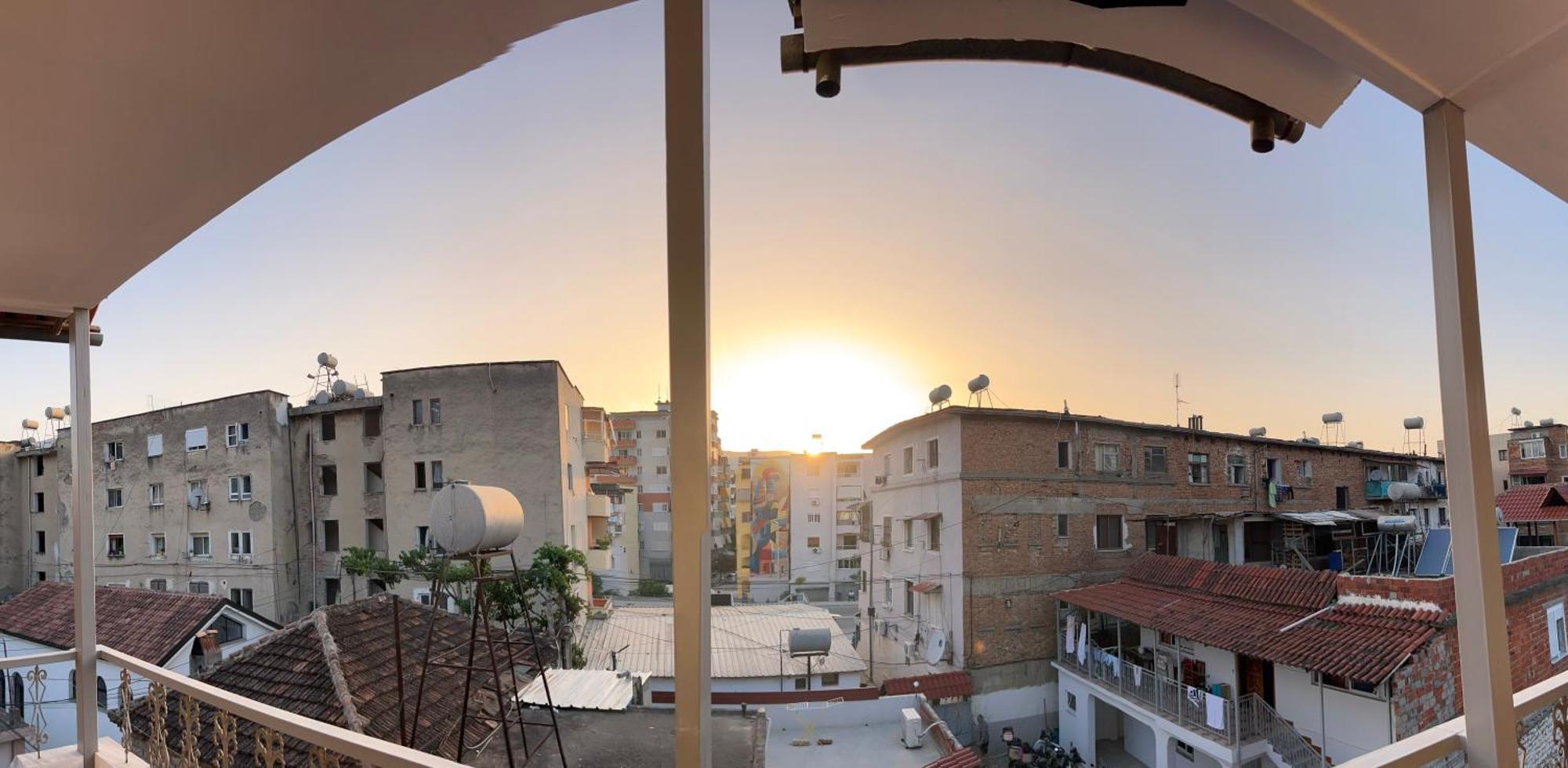 Villa Ensalv Berat - Apartment - Room - Penthouse Rum bild